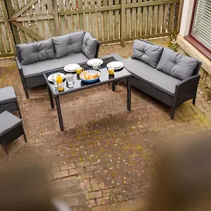  Apartment Hideaway - 2 Bed Near Station And Conference Centre